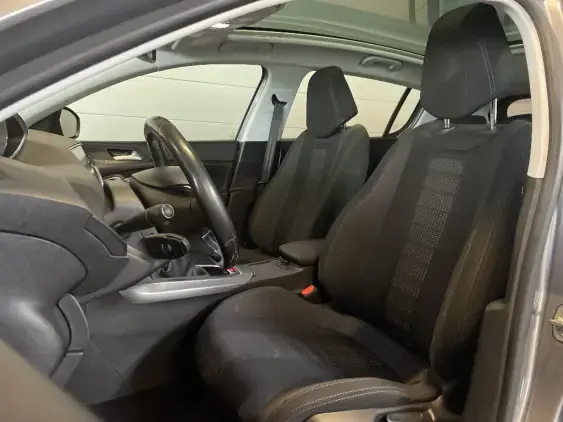 PEUGEOT 308 II - voiture d'occasion - Photo 16