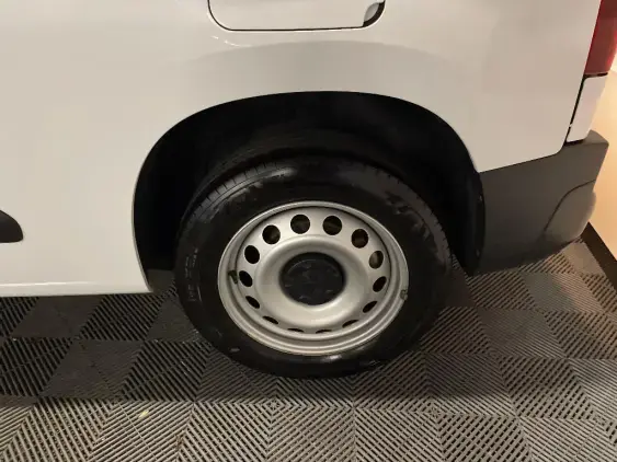 PEUGEOT PARTNER III - voiture d'occasion - Photo 21