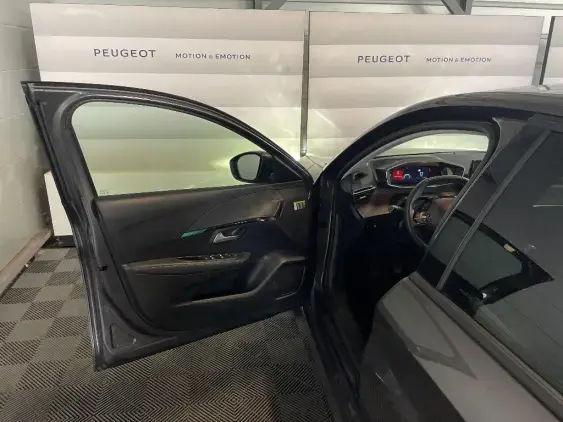 PEUGEOT 208 BUSINESS R II - voiture d'occasion - Photo 18