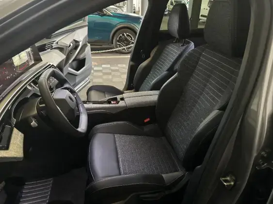 PEUGEOT 3008 III - voiture d'occasion - Photo 17