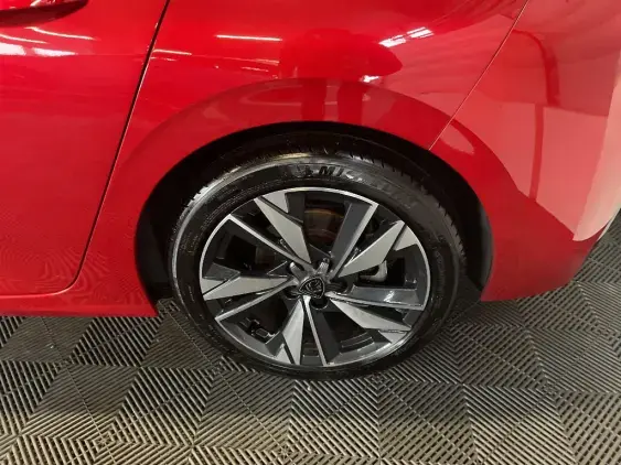 PEUGEOT 308 III - voiture d'occasion - Photo 23