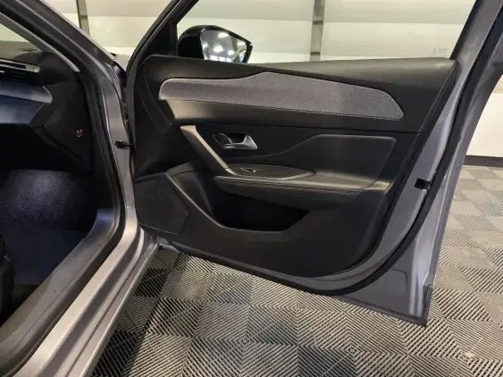 PEUGEOT 308 III - voiture d'occasion - Photo 19