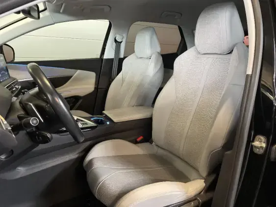 PEUGEOT 3008 II - voiture d'occasion - Photo 17