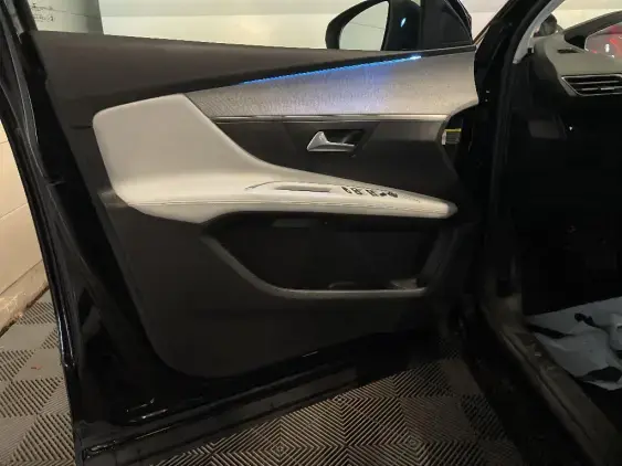 PEUGEOT 3008 II - voiture d'occasion - Photo 18