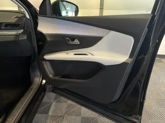 PEUGEOT 3008 II - voiture d'occasion - Photo 19