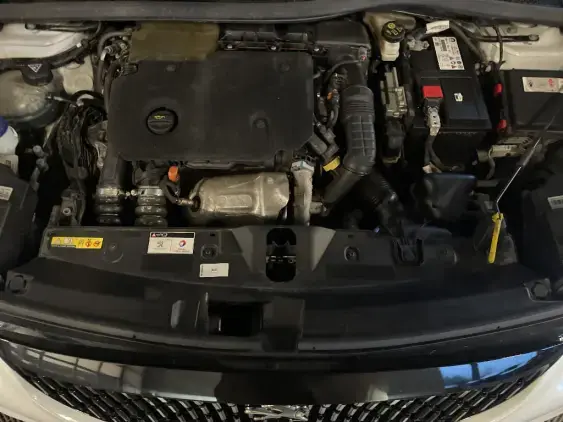 PEUGEOT 2008 II - voiture d'occasion - Photo 20