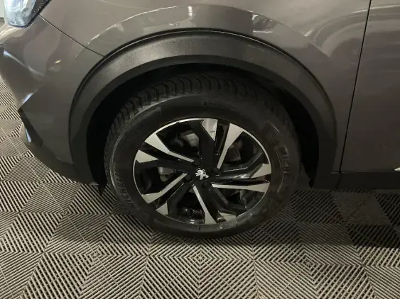 PEUGEOT 2008 II - voiture d'occasion - Photo 22