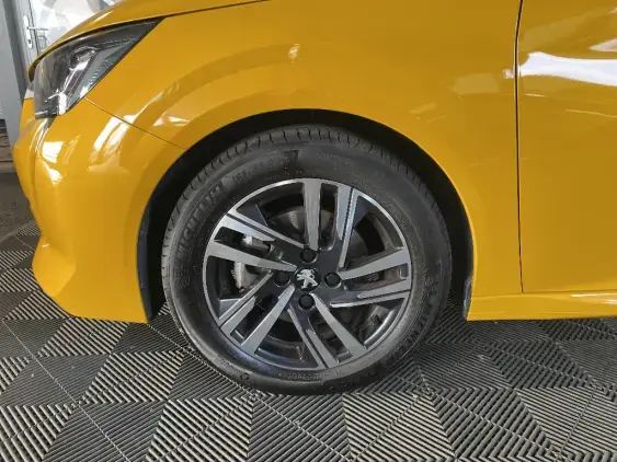 PEUGEOT 208 BUSINESS R II - voiture d'occasion - Photo 21