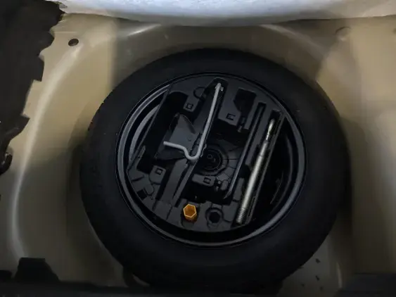 PEUGEOT 208 BUSINESS R II - voiture d'occasion - Photo 16