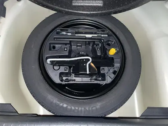 PEUGEOT 208 BUSINESS R II - voiture d'occasion - Photo 16