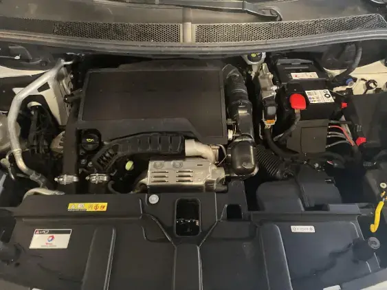 PEUGEOT 5008 II - voiture d'occasion - Photo 19