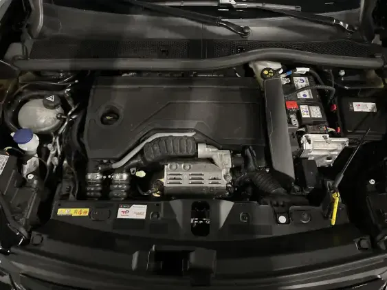 PEUGEOT 2008 II - voiture d'occasion - Photo 21