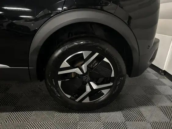 PEUGEOT 2008 II - voiture d'occasion - Photo 24