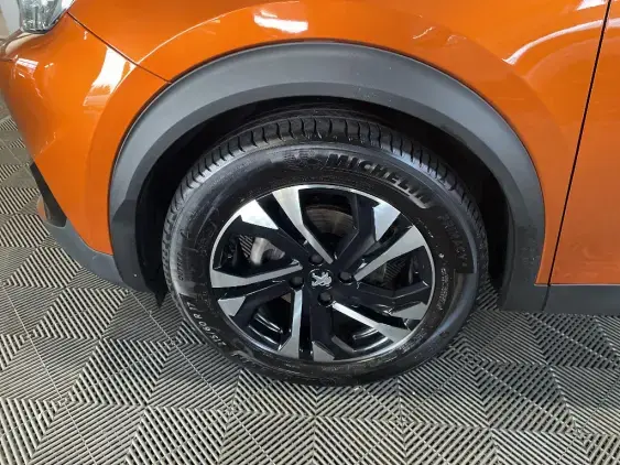 PEUGEOT 2008 II - voiture d'occasion - Photo 22