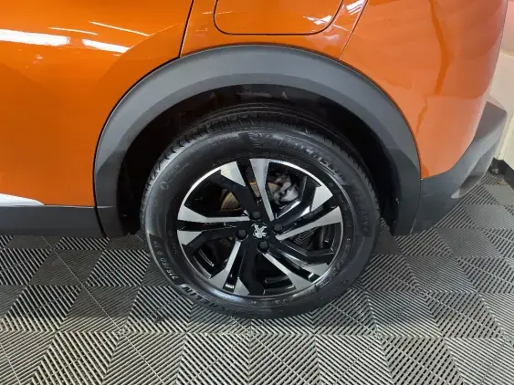 PEUGEOT 2008 II - voiture d'occasion - Photo 23