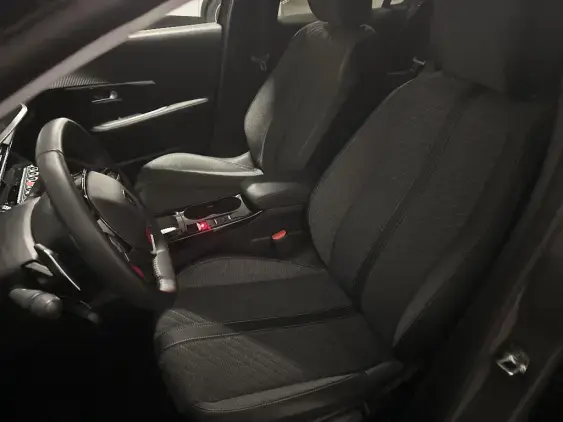 PEUGEOT 208 II - voiture d'occasion - Photo 17