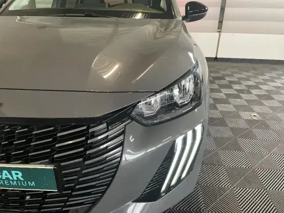 PEUGEOT 208 II - voiture d'occasion - Photo 21