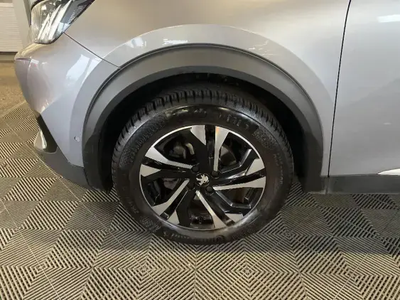 PEUGEOT 2008 II - voiture d'occasion - Photo 22