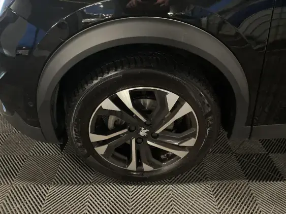 PEUGEOT 2008 II - voiture d'occasion - Photo 22