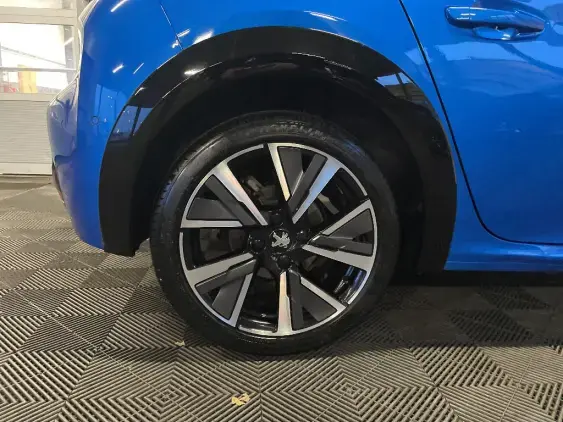 PEUGEOT 208 BUSINESS R II - voiture d'occasion - Photo 23