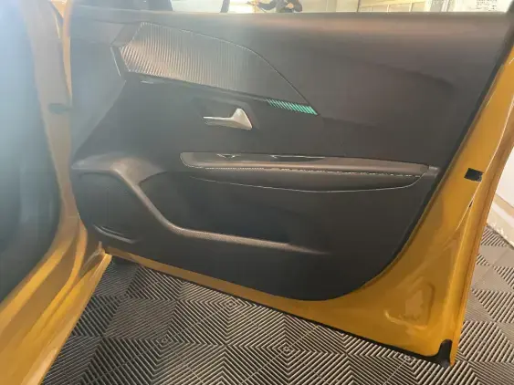 PEUGEOT 208 ELECTRIQUE II - voiture d'occasion - Photo 19