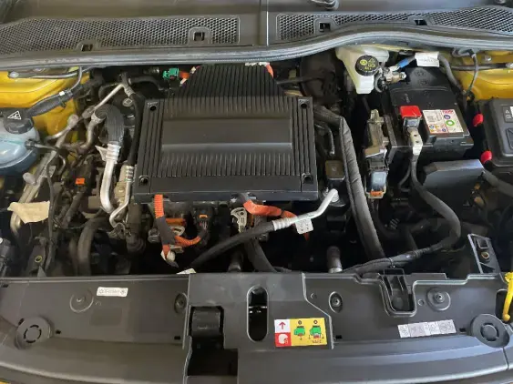 PEUGEOT 208 ELECTRIQUE II - voiture d'occasion - Photo 20