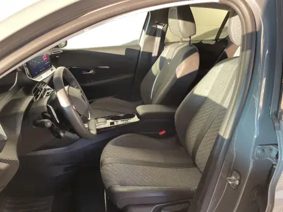 PEUGEOT 208 II - voiture d'occasion - Photo 17