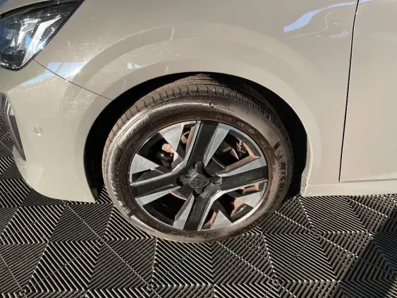 PEUGEOT 208 II - voiture d'occasion - Photo 22