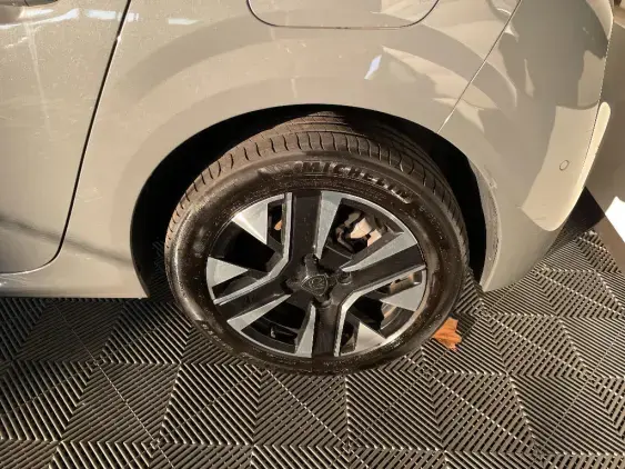 PEUGEOT 208 II - voiture d'occasion - Photo 23