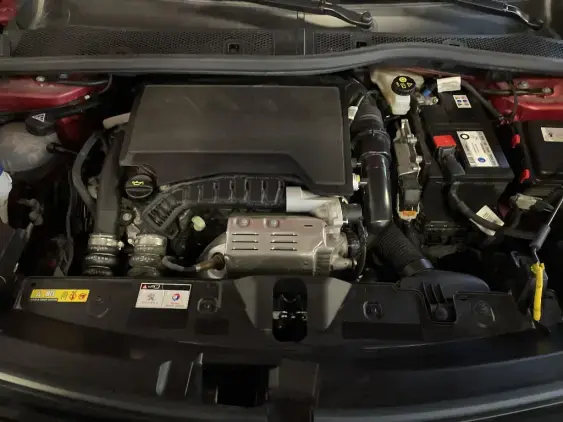 PEUGEOT 2008 II - voiture d'occasion - Photo 20