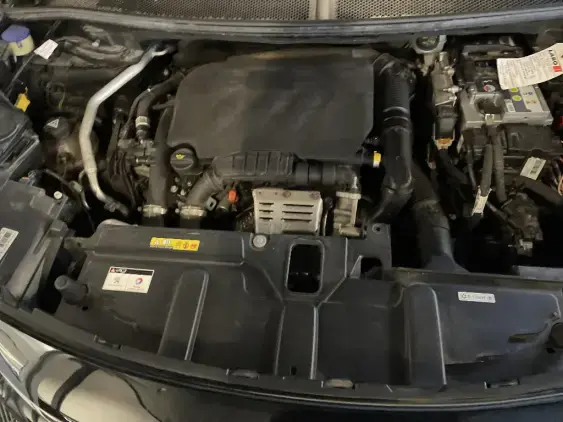 PEUGEOT 3008 II - voiture d'occasion - Photo 20