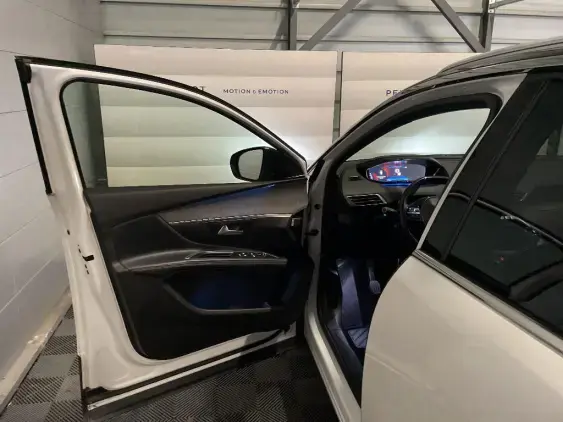PEUGEOT 5008 II - voiture d'occasion - Photo 17