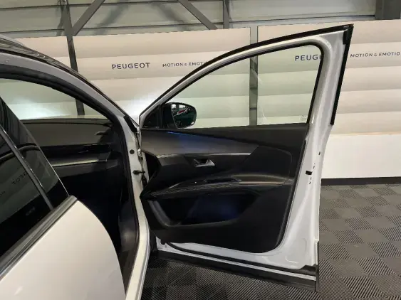 PEUGEOT 5008 II - voiture d'occasion - Photo 18