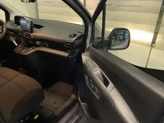 PEUGEOT PARTNER FGN III - voiture d'occasion - Photo 18