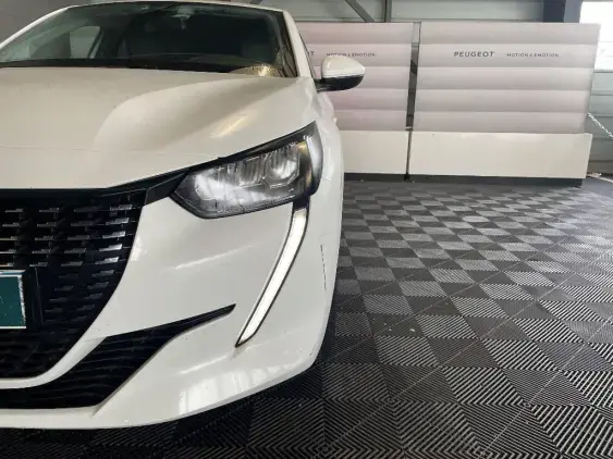 PEUGEOT 208 BUSINESS R II - voiture d'occasion - Photo 20