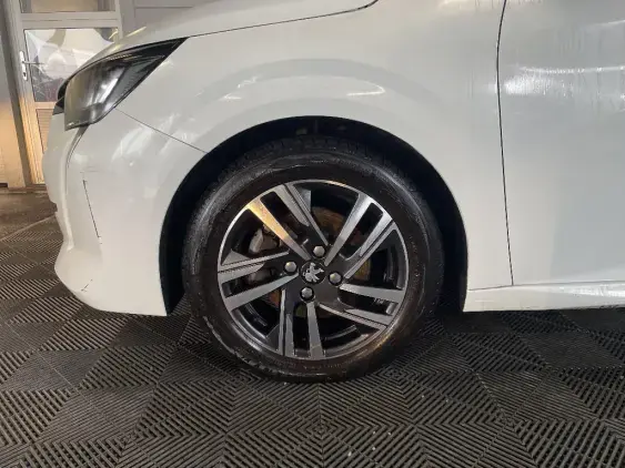 PEUGEOT 208 BUSINESS R II - voiture d'occasion - Photo 21