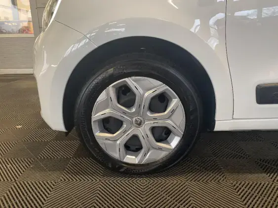 RENAULT TWINGO III - voiture d'occasion - Photo 19