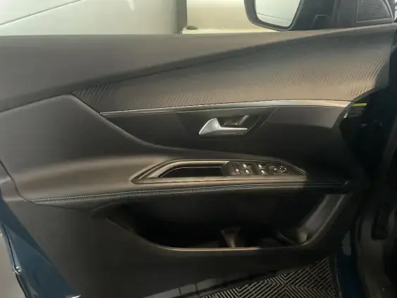 PEUGEOT 3008 II - voiture d'occasion - Photo 16