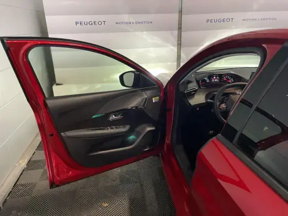 PEUGEOT 208 BUSINESS R II - voiture d'occasion - Photo 18