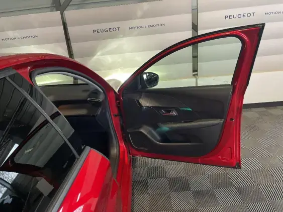 PEUGEOT 208 BUSINESS R II - voiture d'occasion - Photo 19