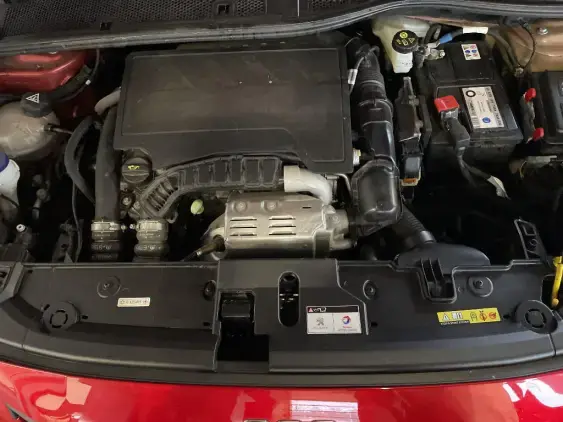 PEUGEOT 208 BUSINESS R II - voiture d'occasion - Photo 20