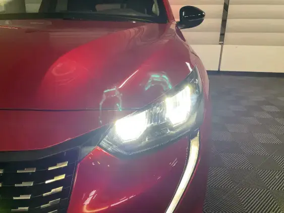 PEUGEOT 208 BUSINESS R II - voiture d'occasion - Photo 21