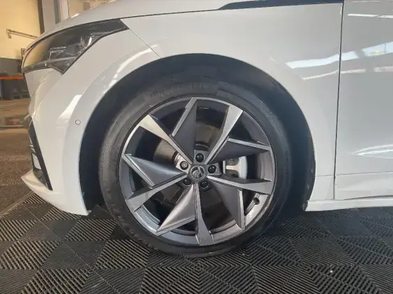 SKODA ENYAQ - voiture d'occasion - Photo 20