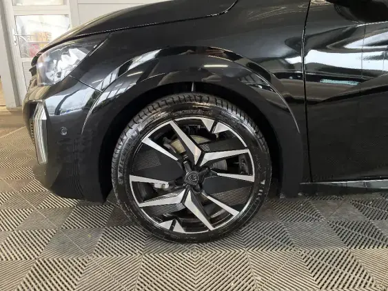 PEUGEOT 208 II - voiture d'occasion - Photo 20