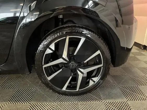 PEUGEOT 208 II - voiture d'occasion - Photo 21