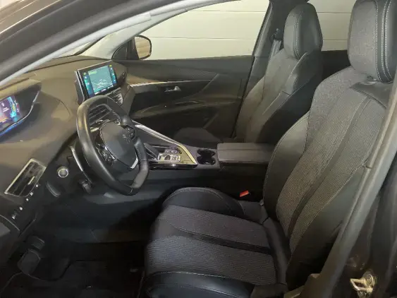 PEUGEOT 3008 II - voiture d'occasion - Photo 18