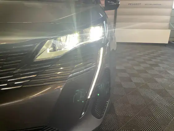 PEUGEOT 3008 II - voiture d'occasion - Photo 22