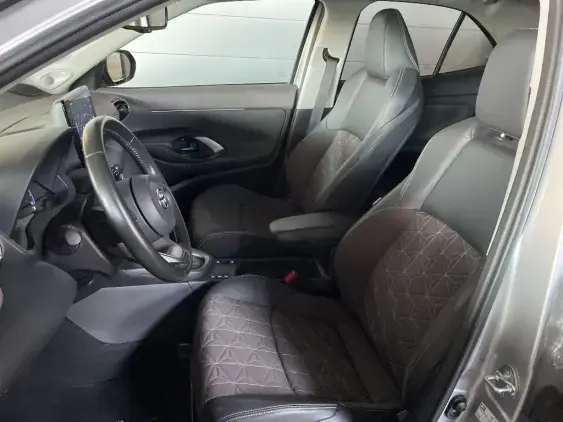 TOYOTA YARIS CROSS I - voiture d'occasion - Photo 17