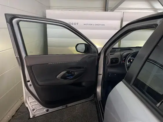 TOYOTA YARIS CROSS I - voiture d'occasion - Photo 18