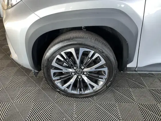 TOYOTA YARIS CROSS I - voiture d'occasion - Photo 22